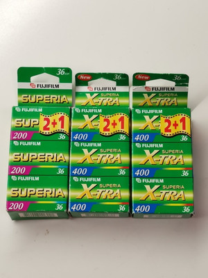 FUJI FUJICOLOR Superia 200, Superia X-TRA 400, 9 rolls, cold stored