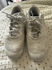 Varsity Cheer Shoes V4S Youth Size 3Y White Pre owned