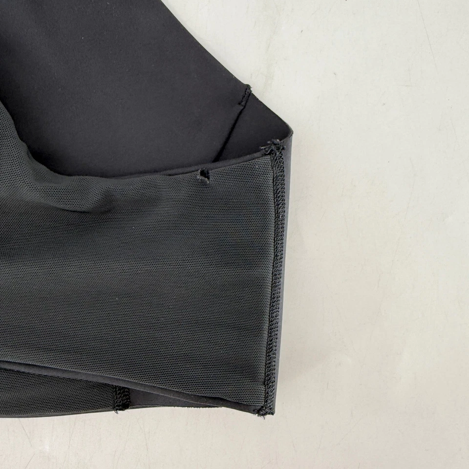 Sujetador de entrenamiento Adidas negro soporte medio espalda cruzada ajustable sin almohadillas ver medidas Foto 4 de 4