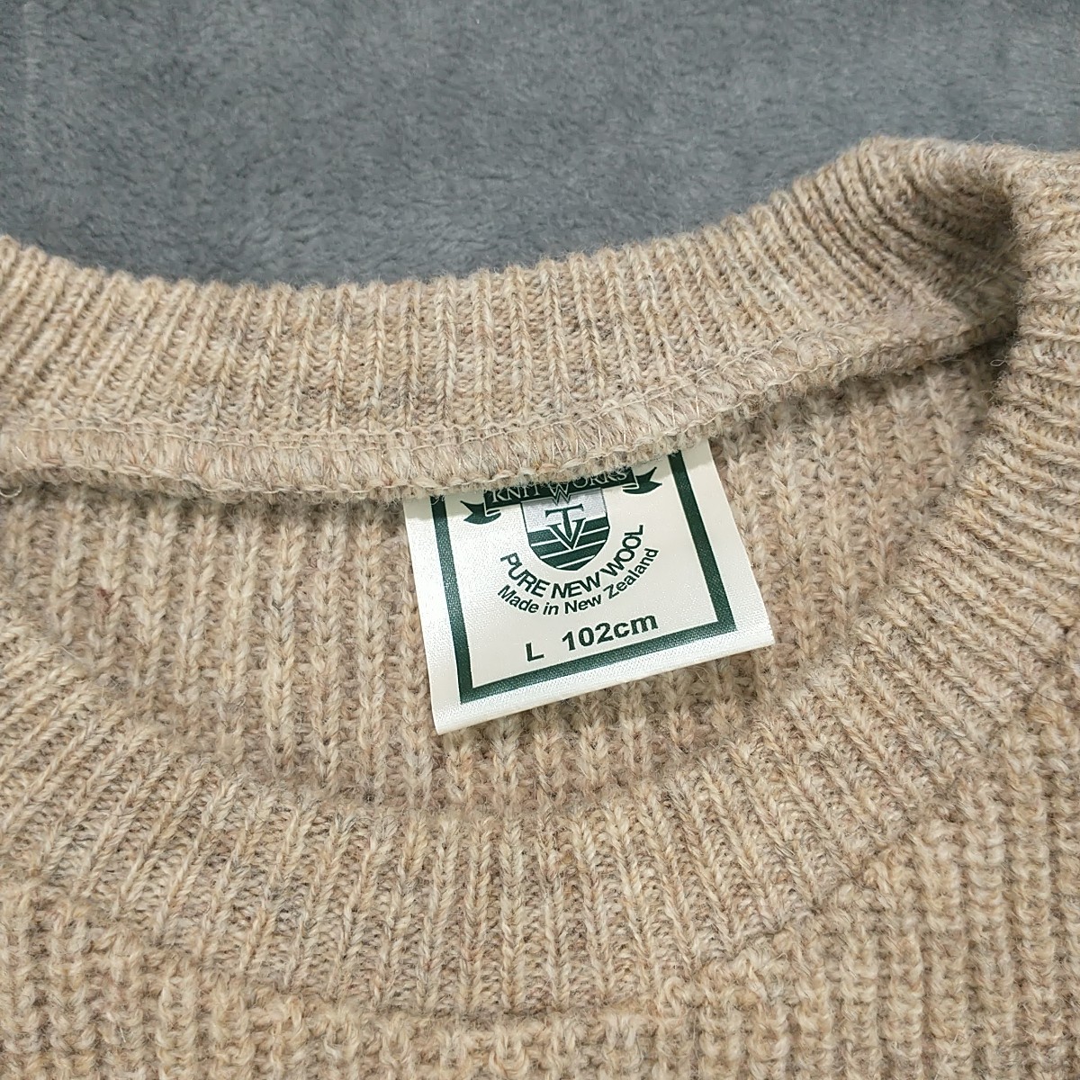 Knit Works Pure New Wool New Zealand Commando Crew Neck Sweater