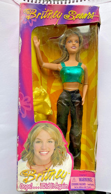 Britney Spears Oops I did it again Doll - green outfit Rare DAMAGED BOX NEW