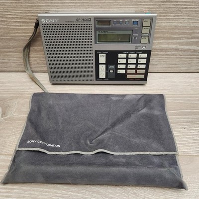 Sony Portable World Radio Synthesized Receiver ICF-7600D Vintage TESTED