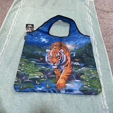 YaY Bag tiger  On the Prowl Colorful Machine Washable New With Tags