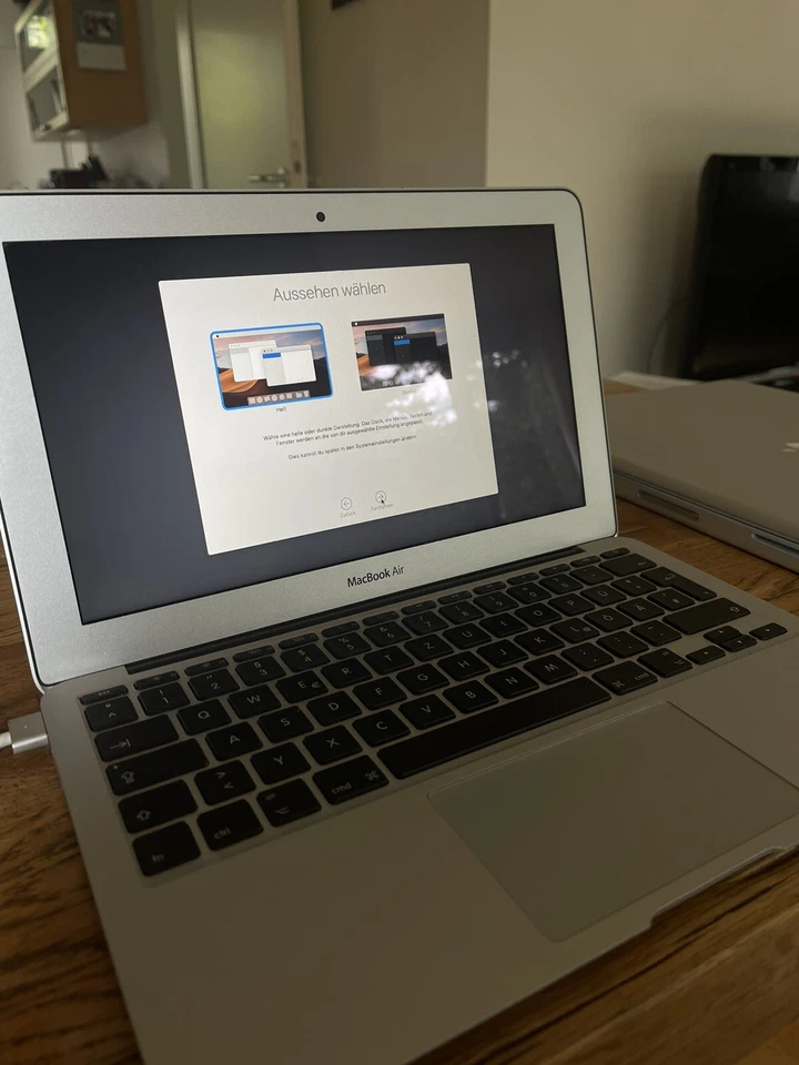 MAC BOOK AIR 2012 - Bild 2 von 4