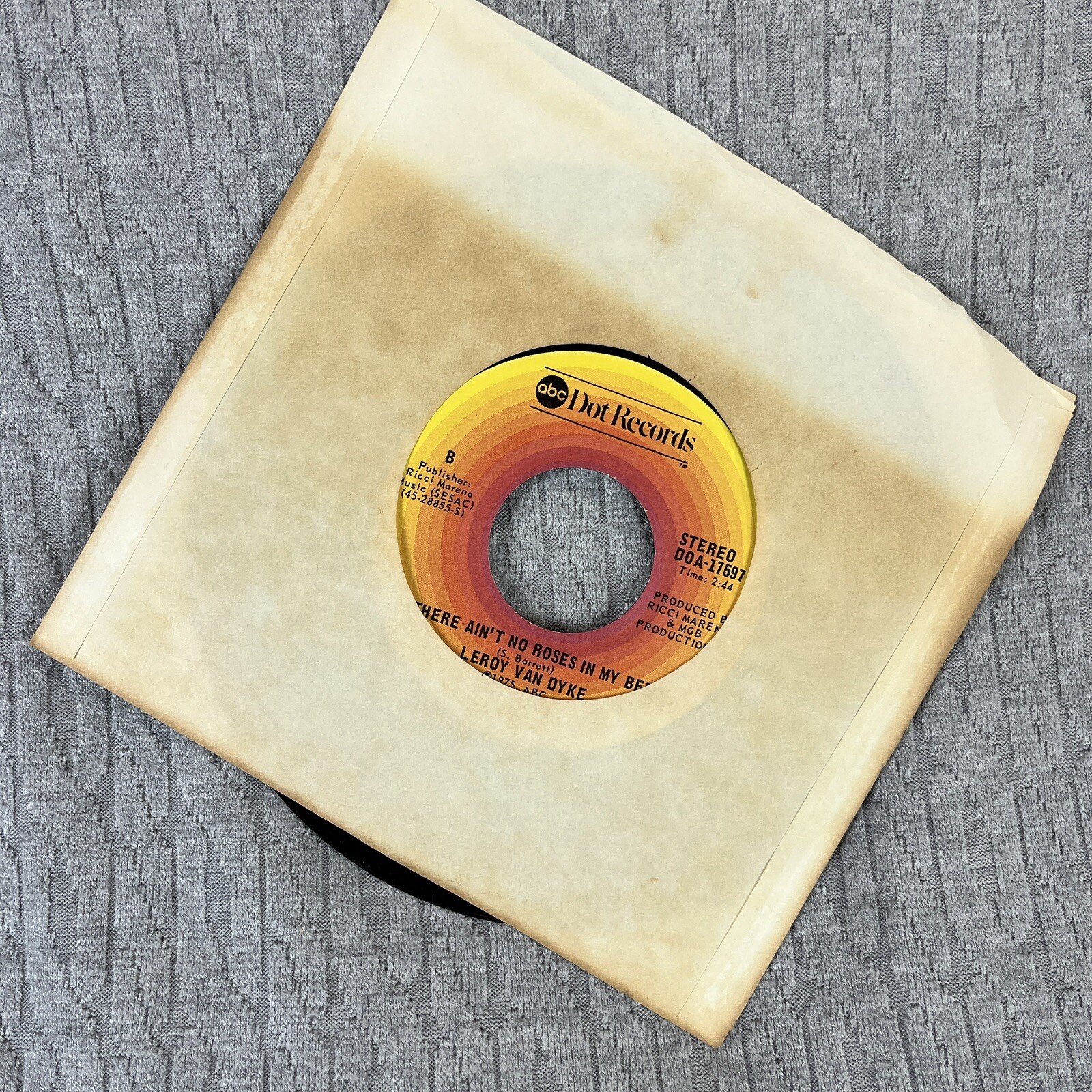 Vintage 45 RPM record Leroy Van Dyke 1975 ABC DOT records country western rock