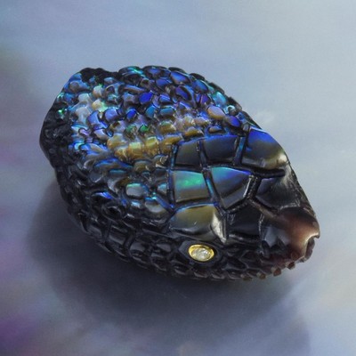 Snake Head Bead Carving Paua Abalone, Black Pinna Shell & Diamond Gem Eyes 3.86g