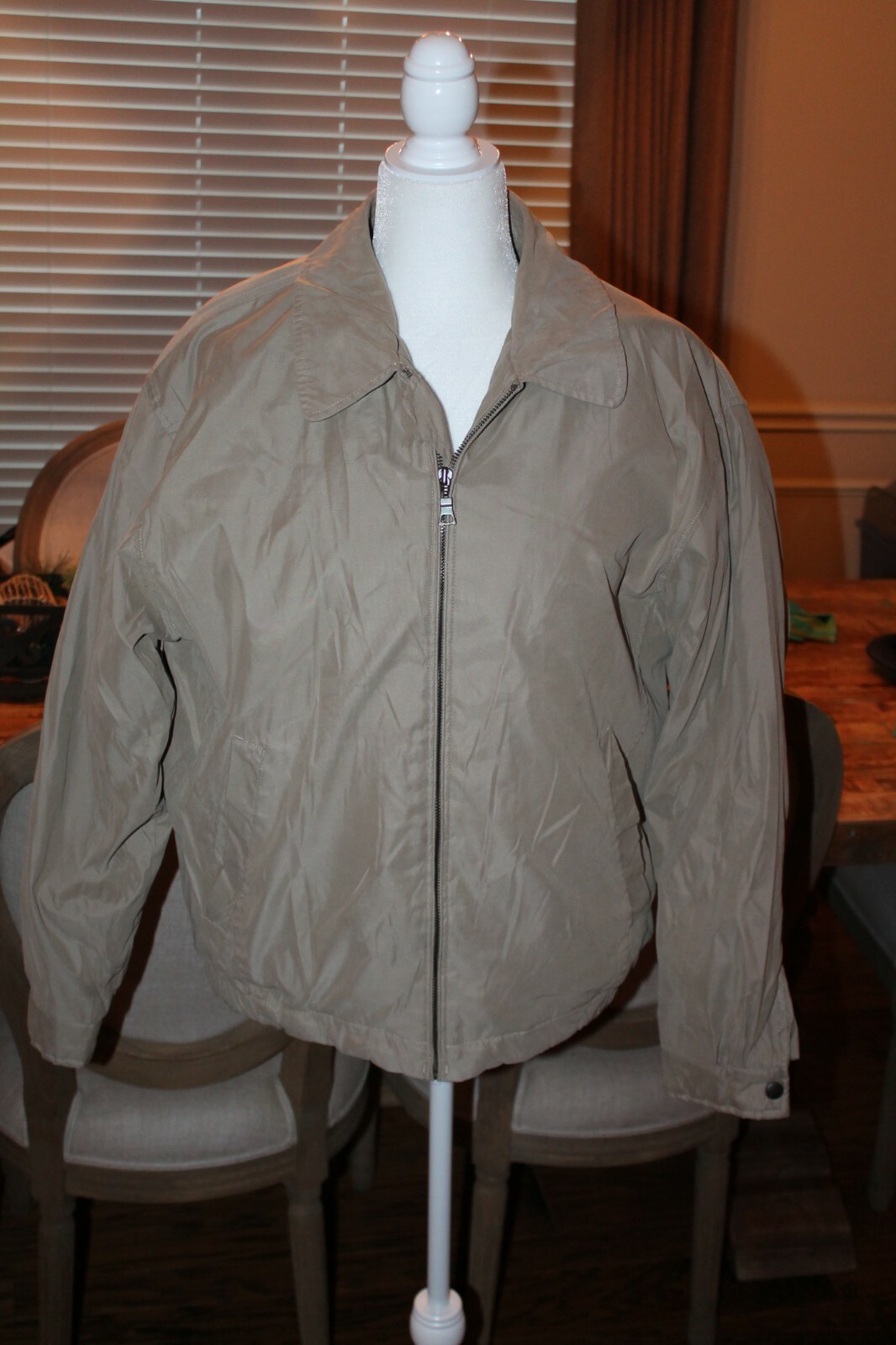 Picture 1 of 3