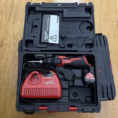 Milwaukee M12SI-201C 12V Akku-Lötkolben 1 x 2,0Ah Li-Ion