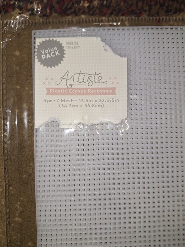 Artiste Plastic Canvas 3pcs 7 Mesh 13.5 in x 22.375 in - Picture 2 of 3