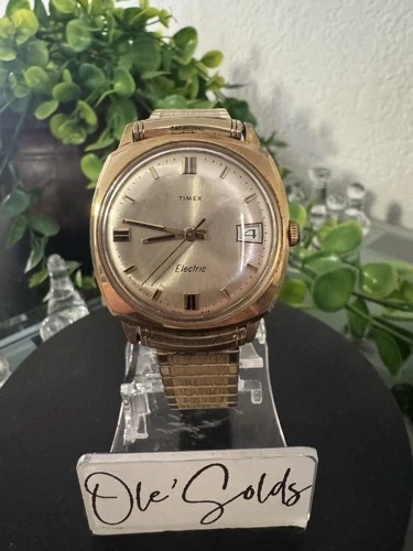 Vintage Timex Electric Gold Plated Watch New Battery On Stretch Band