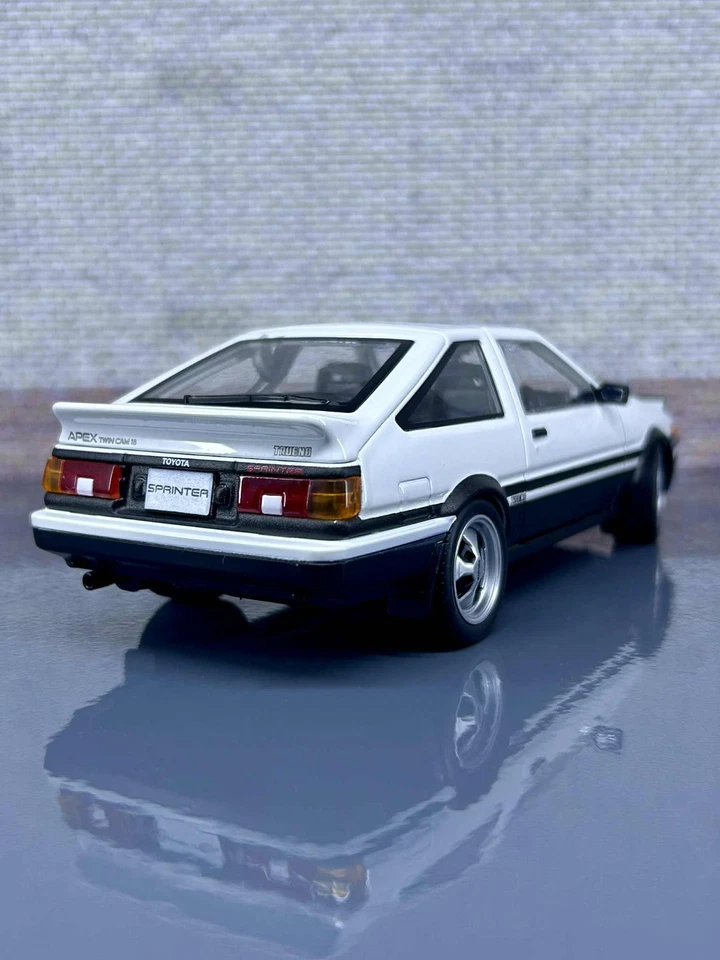 Toyota Sprinter Trueno AE86 – Maisto 1:24 Scale Diecast Model Car Initial D JDM - Image 4 of 4