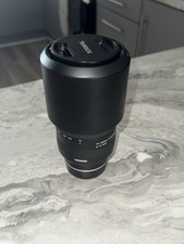 Tamron 70-300mm f/4.5-6.3 Di III RXD Telephoto Lens - Sony E-Mount (Black)