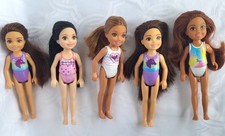 Muñecas Barbie hispanas hermana pequeña Chelsea lote 5 muñecas Chelsea club Mattel