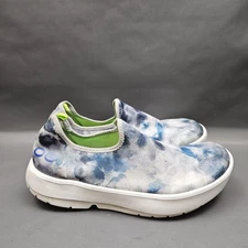 OOFOS OOmg EeZee Shoes Womens Size 8 Blue White Tie-Dye Slip On Recovery Comfort
