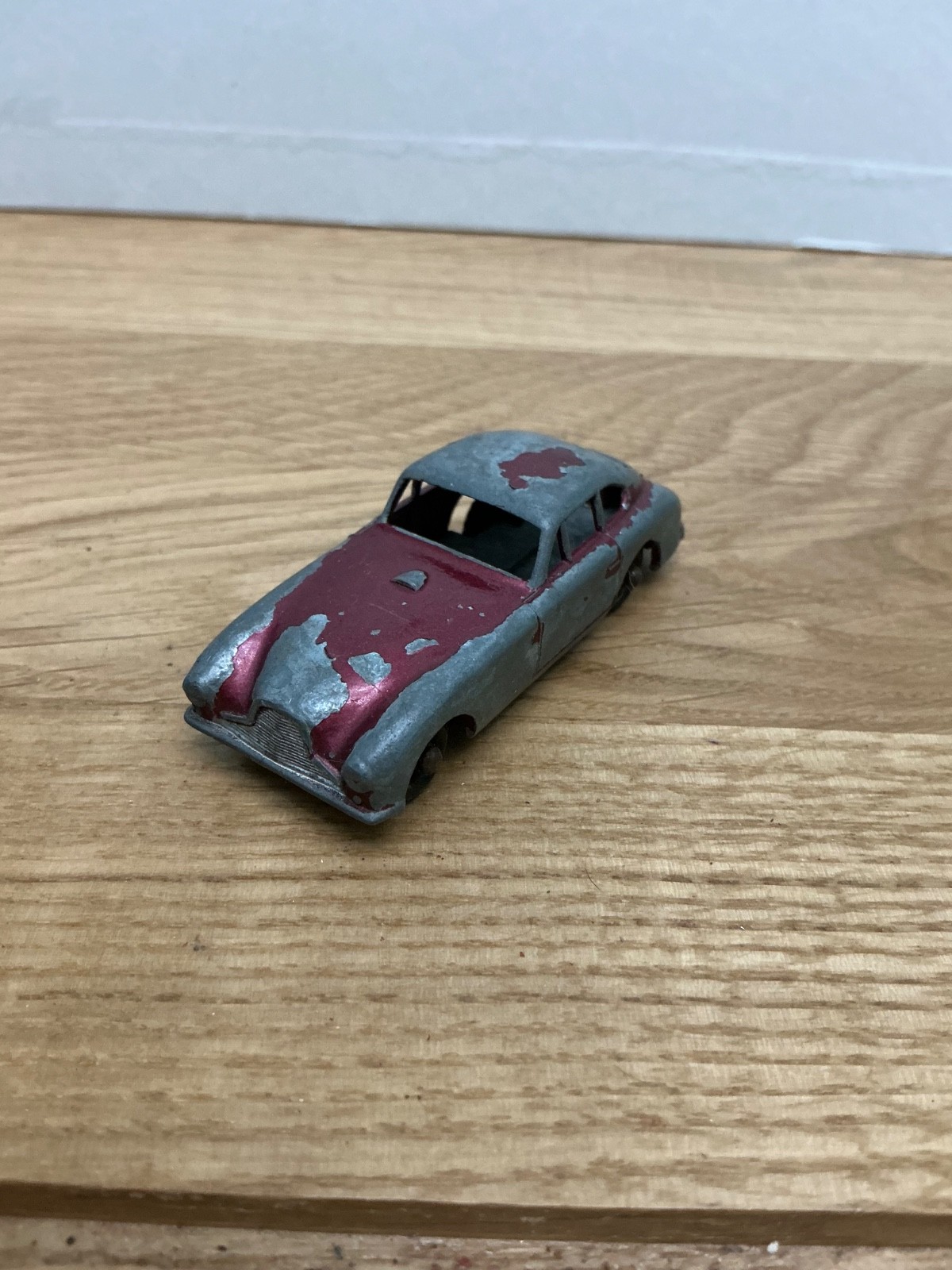 Matchbox 53a, Aston Martin DB2-4 MkI - Free Price Guide & Review