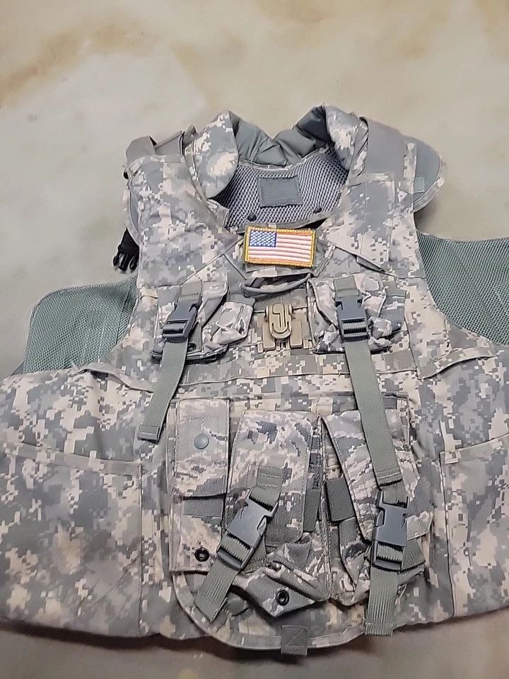 911 Era US ARMY flack Vest, Used In Iraq. - Image 4 of 4