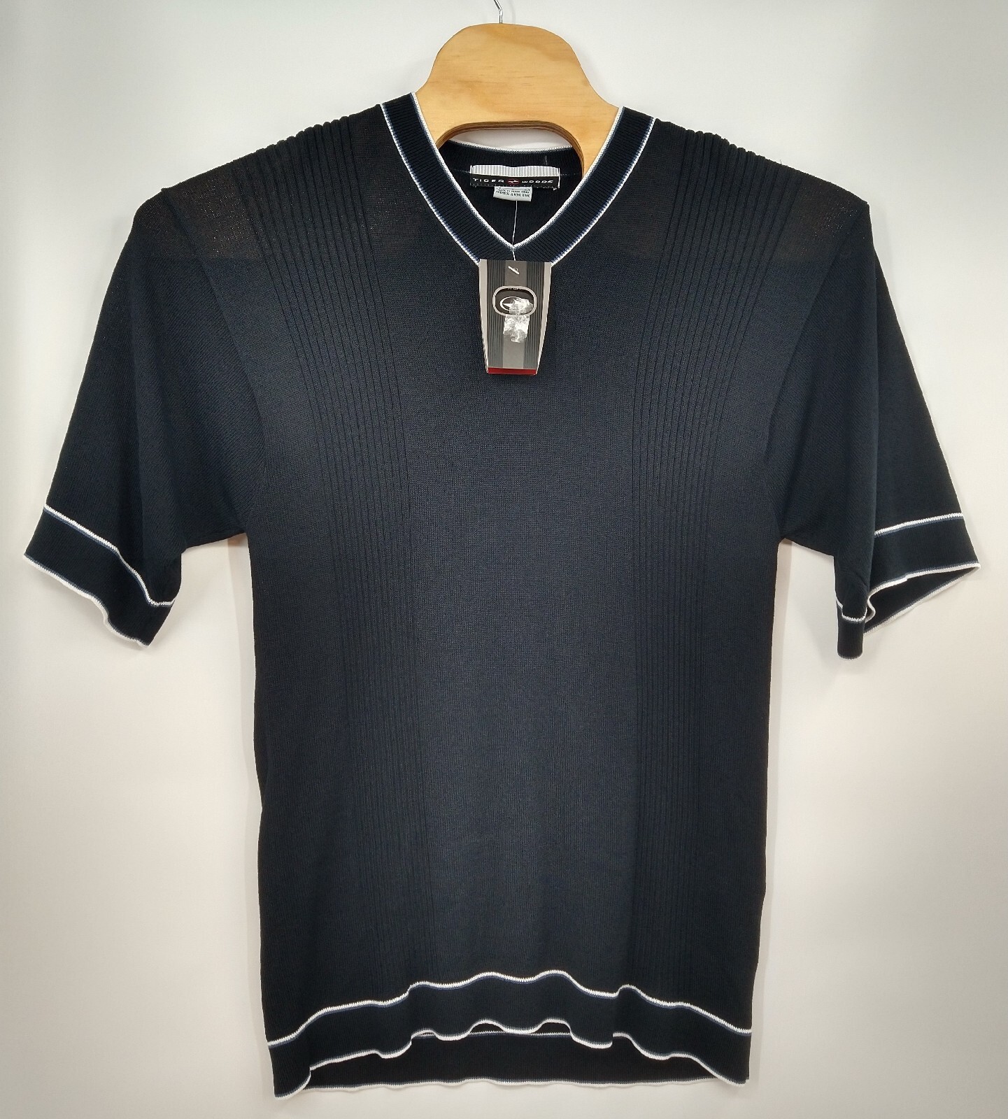 Tiger Woods Nike Golf Sweater short sleeve Menu0026#039;s size Large Knit Rayon  Nylon | eBay