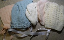 ANTIQUE LOT OF 5 BABY SWEATER INFANT BONNETS FOR LARGER ANTOIQUE DOLLS