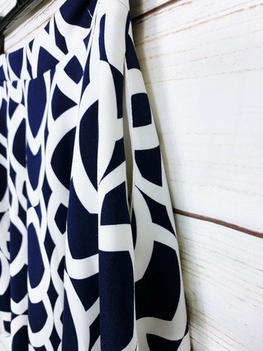 Aqua Womens Flare Skirt Size L White & Blue Geometric Elastic Waist Pull On - Picture 5 of 8