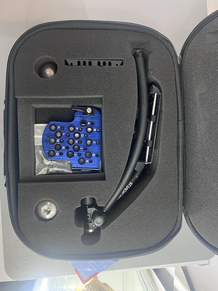 Steadicam Merlin Camera Stabilizer System - by Tiffen - Image 3 of 4