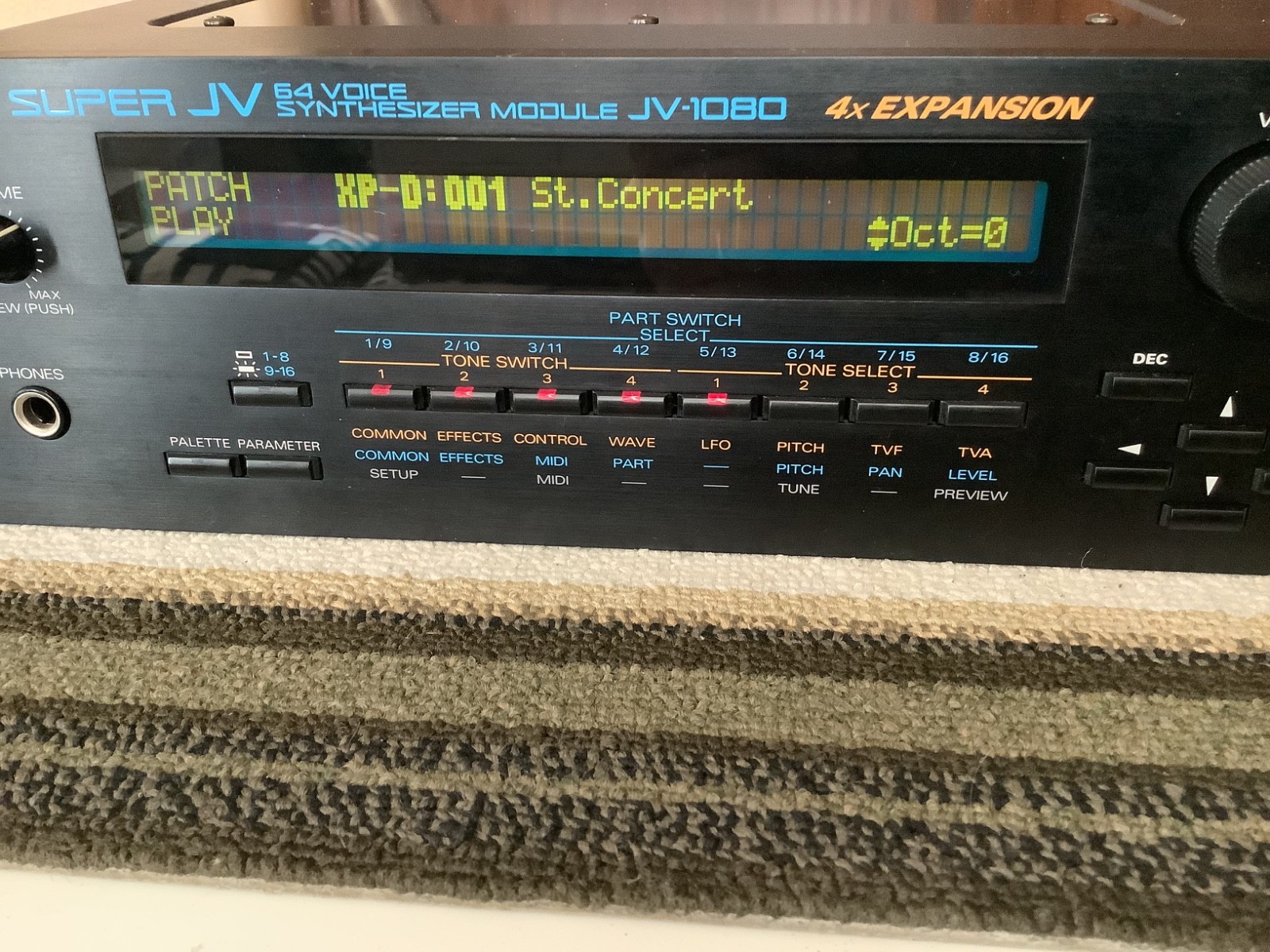 Roland JV-1080 vintage synth equipment - eBay listing photo 1