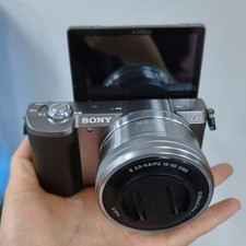 Sony Alpha a5100 24.3MP Mirrorless Digital Camera w/16-50mm Lens -95 New