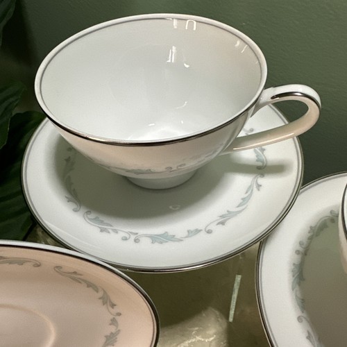 Vintage Noritake Brooklane Set of 4 Tea / Coffee Cups & Saucers #6112 - Picture 6 of 14
