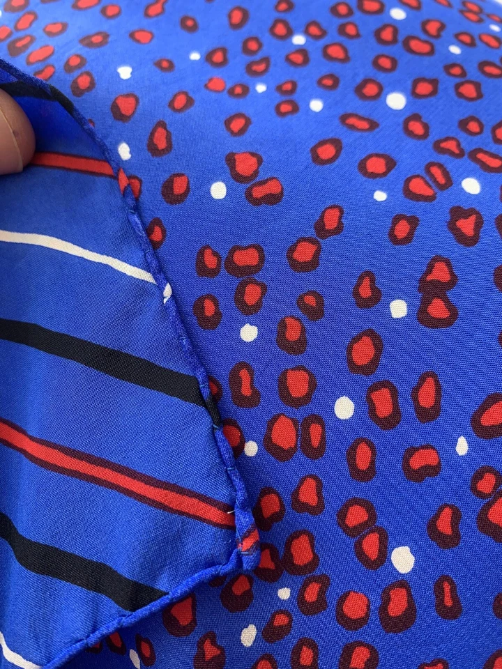 GIVENCHY Polkadot Blue SQUARE Silk scarf 29/30 in Made In Italy #A30 - Image 4 of 4