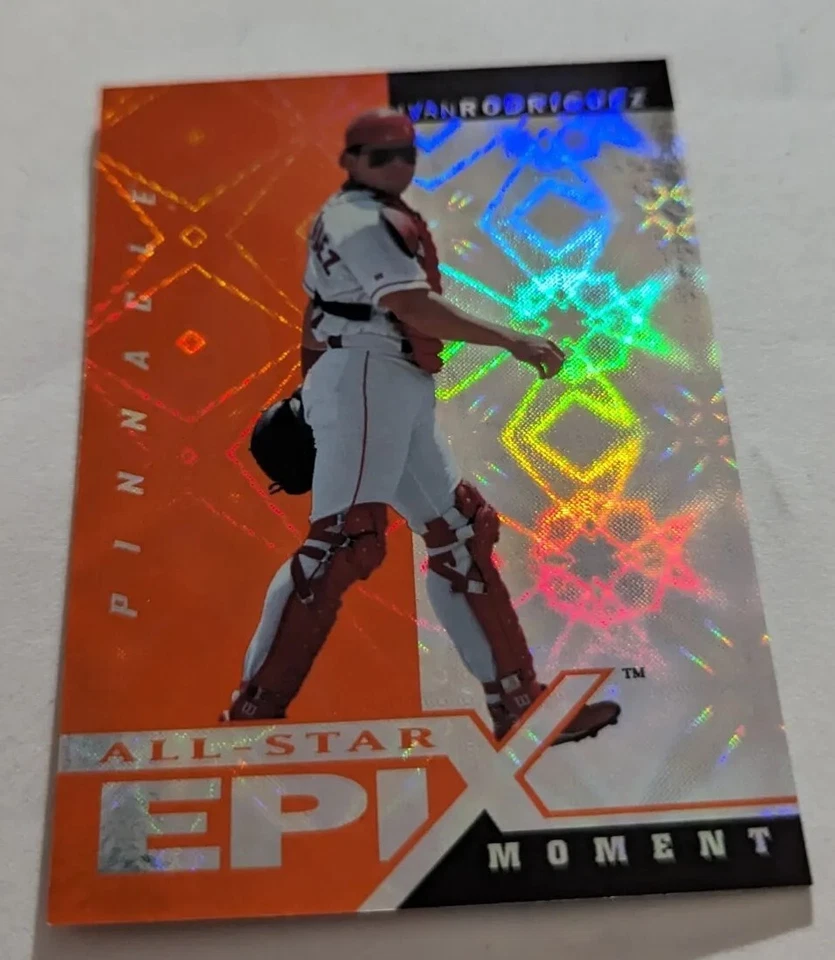 1998 Pinnacle Plus All-Star Epix Moment Orange Ivan Rodriguez E4 HOF Insert Card - Image 2 of 3
