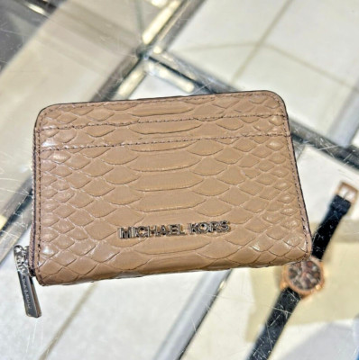 Michael Kors Jet Set Women Medium Zip Around Card Case Coin Pouch Wallet in Dusk