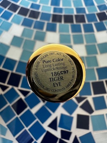 Lápiz labial de color puro súper difícil de encontrar Estee Lauder raro de colección en fundición de metal dorado - Imagen 9 de 27