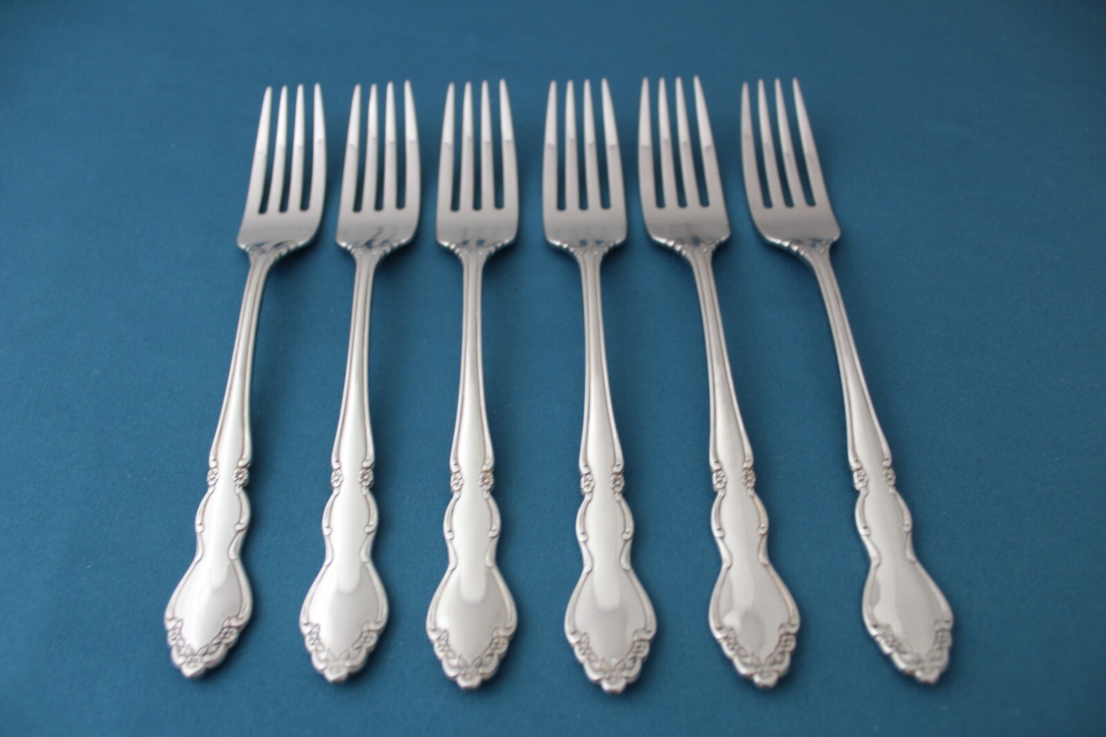 6 Dinner Forks Heirloom by Oneida DOVER Glossy USA 18/10 Stainless 7 3/8" eBay