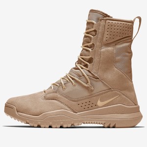 mens nike boots size 11