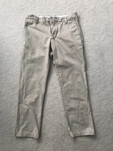 Men's Size 29x30 Old Navy Classic Straight Khaki Pants No stains/holes