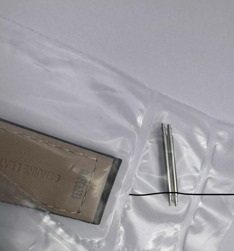 New TAG HEUER Carrera 20mm Original Packaging Strap - Picture 6 of 9