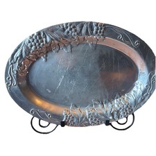 Wilton Armetale #3537 Grapes Large Oval Serving Platter Tray Made In The USA