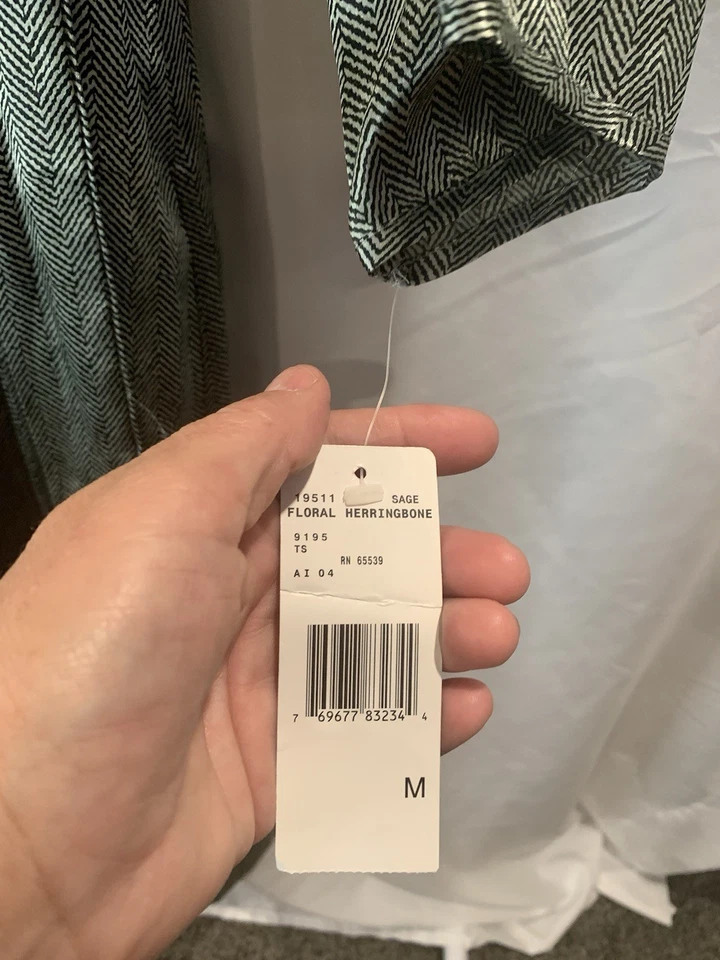 NUEVO CON ETIQUETAS Jones New York Mediano Para Mujer Verde Negro Patrón Zig Zag Con Bata Cinturón Foto 3 de 4