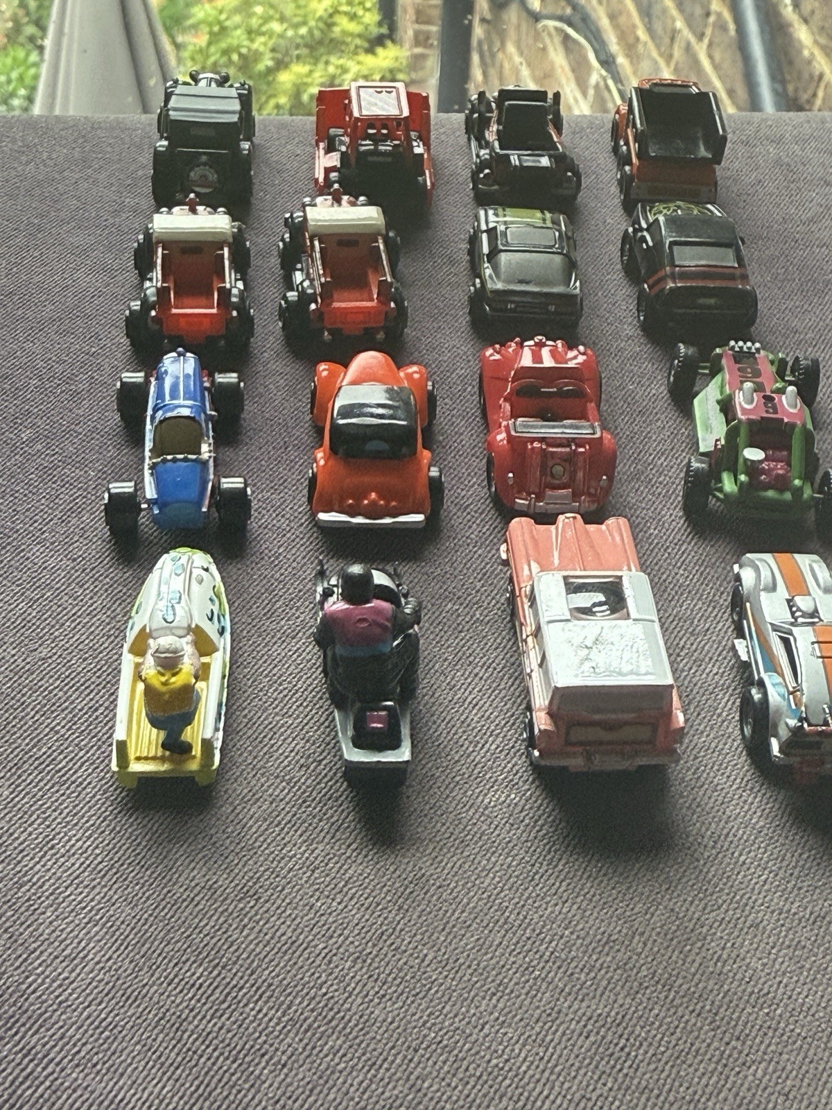 Picture 9 of 24