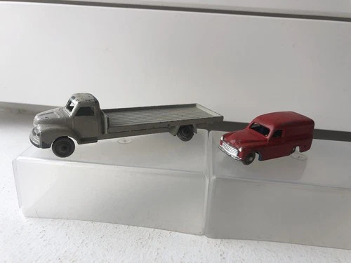 Two Vintage Dinky Dublo vehicles