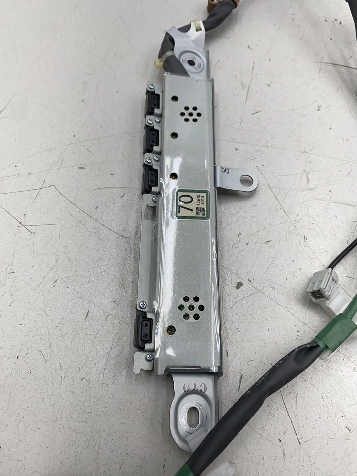 MÓDULO ANTENA TV VENTANA CRISTAL TRASERO LEXUS LS460 LS600H OEM 2013-2017 Foto 4 de 4