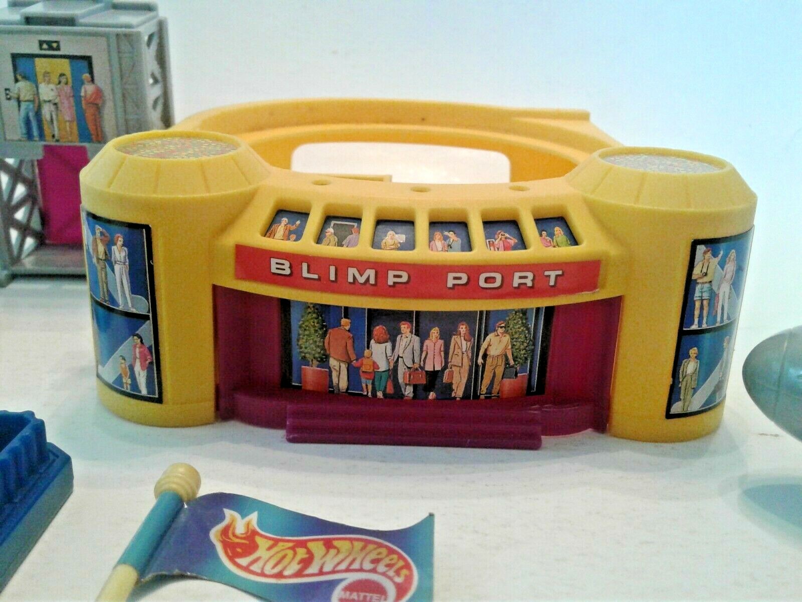 1996 mattel hot wheels track