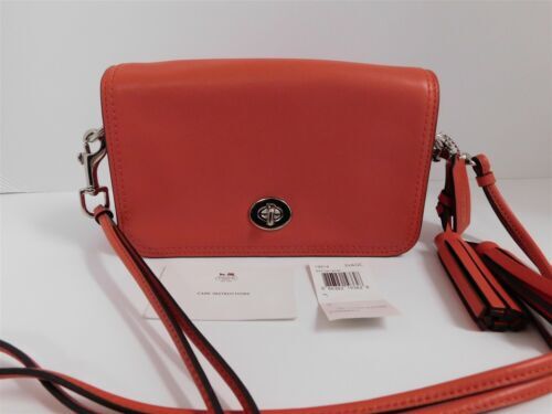 Vintage Coach Leather Station Turn lock Crossbody Bag British Tan