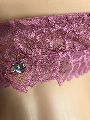Porte-bralette Victoria's Secret Pink - Taille L, Bonnet A-C, Rose Dentelle Fleurs - Occasion TBE