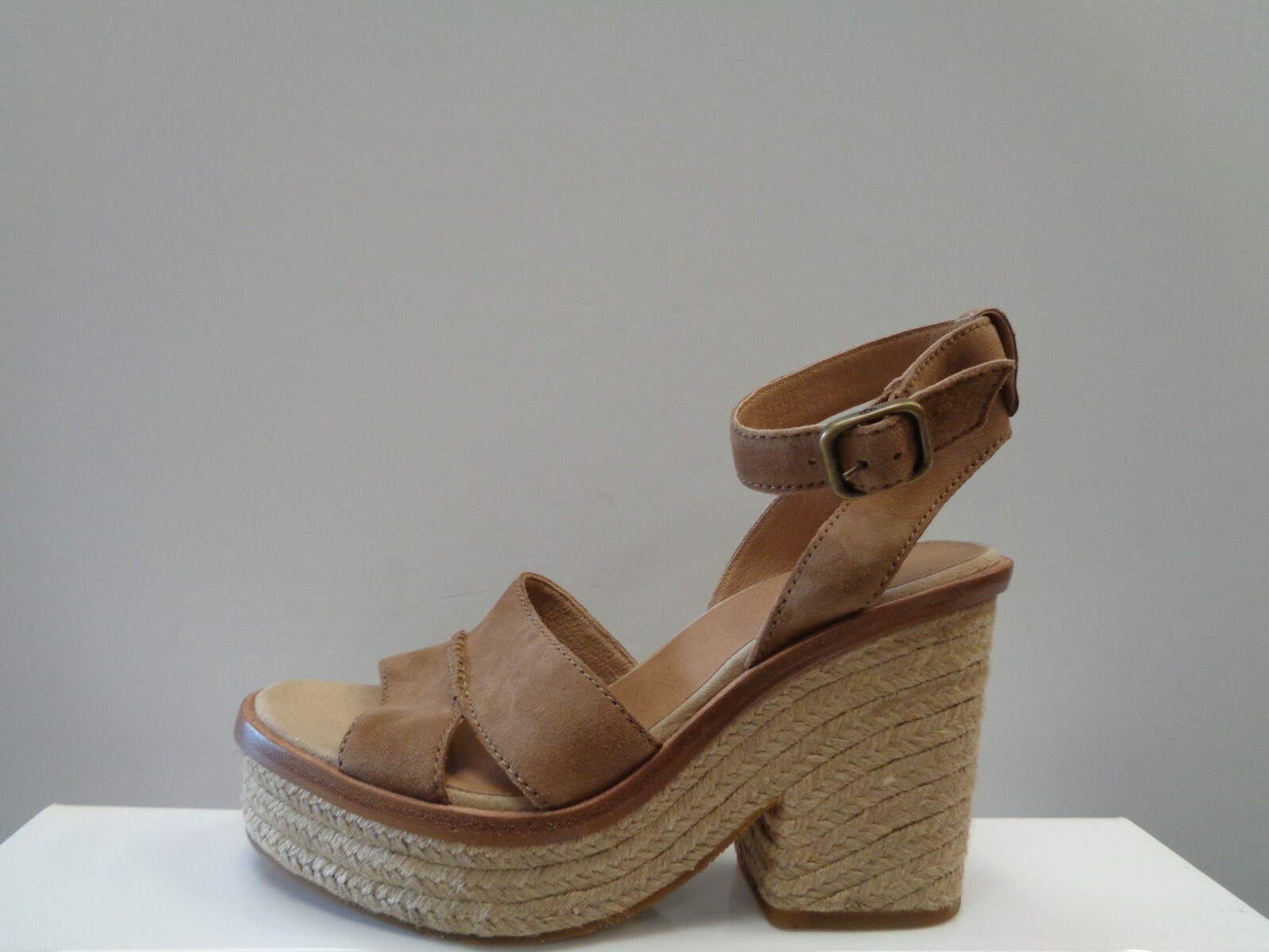 ugg carine