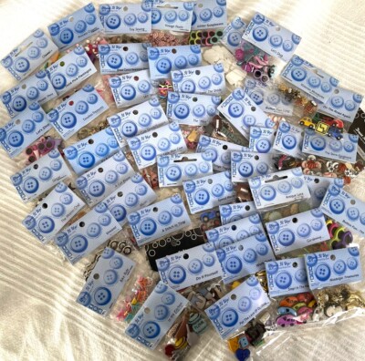 Dress It Up Buttons! - HOBBIES WORK FASHION SPORT SEWING BAKE SHOP - 62 choices