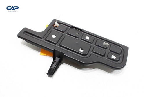 2019 - 2024 MAZDA 3 UNDER DASH DASHBOARD RIGHT SIDE LOWER TRIM COVER OEM - Bild 2 von 5