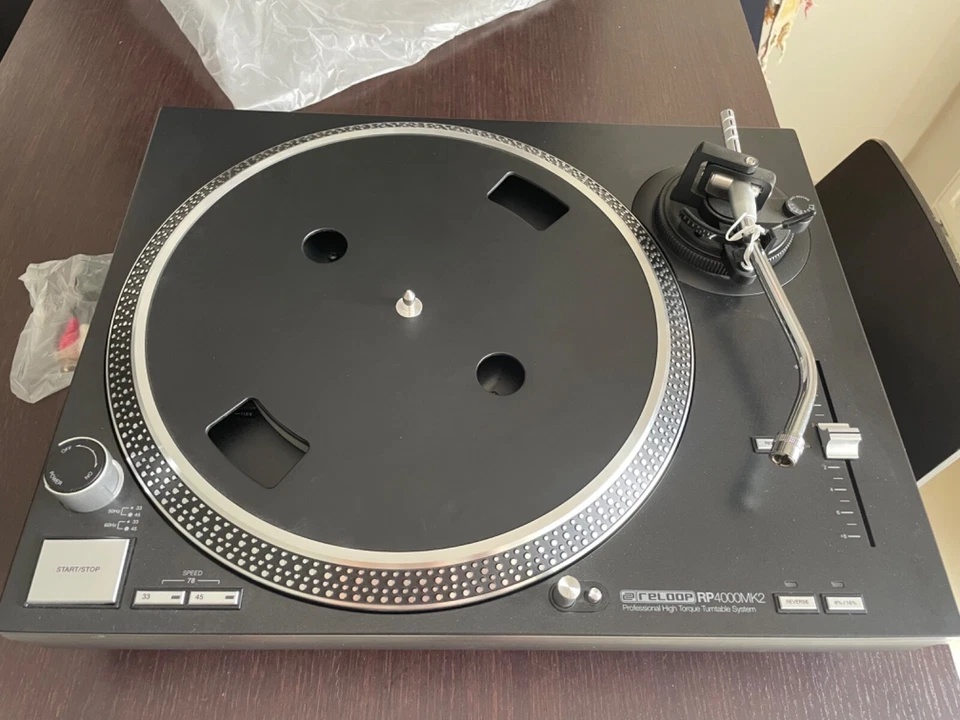 Reloop RP-2000 MK2 Platine DJ avec Entraînement Direct à Quartz - Noir... - Photo 1/4