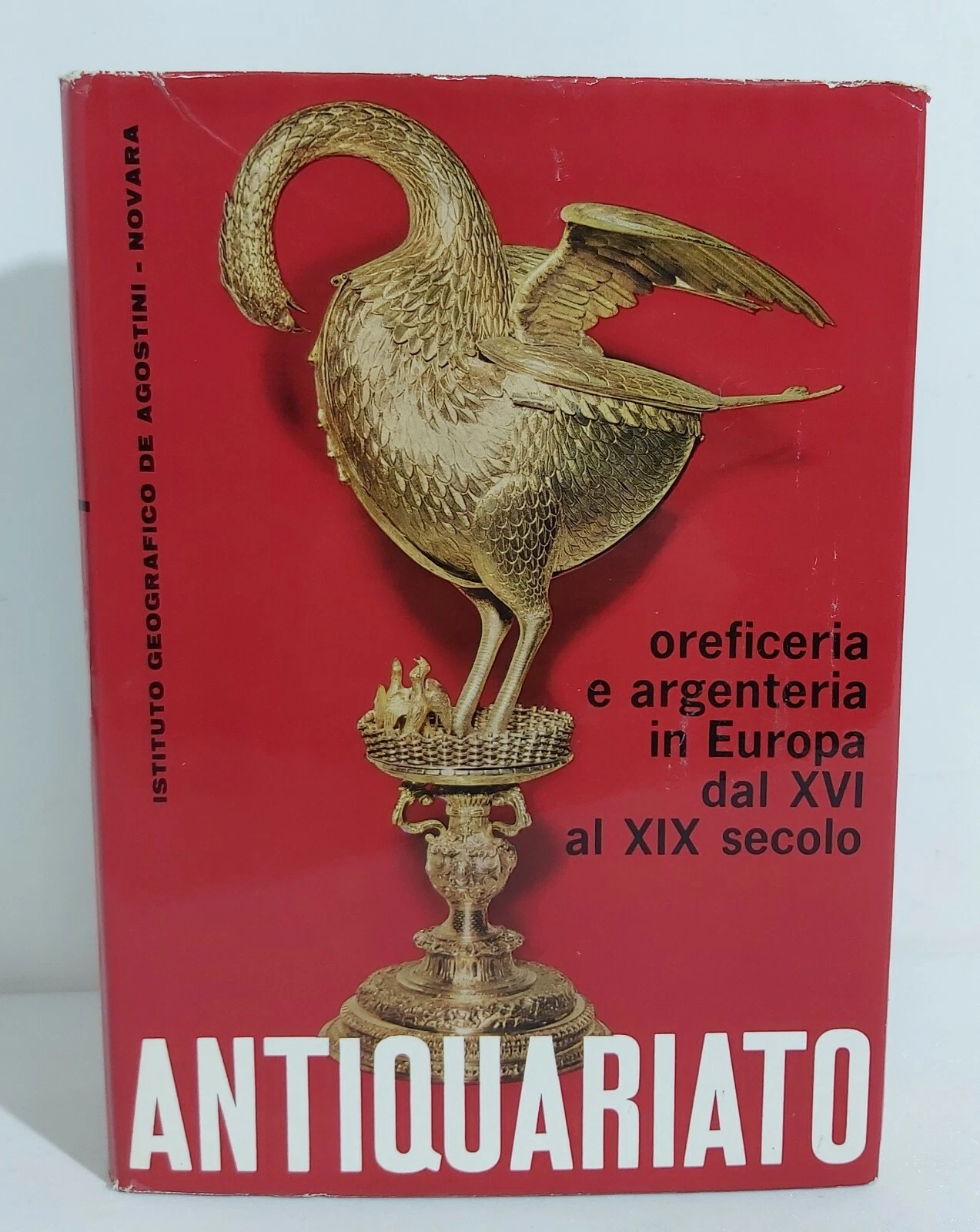Foto 1 di 8