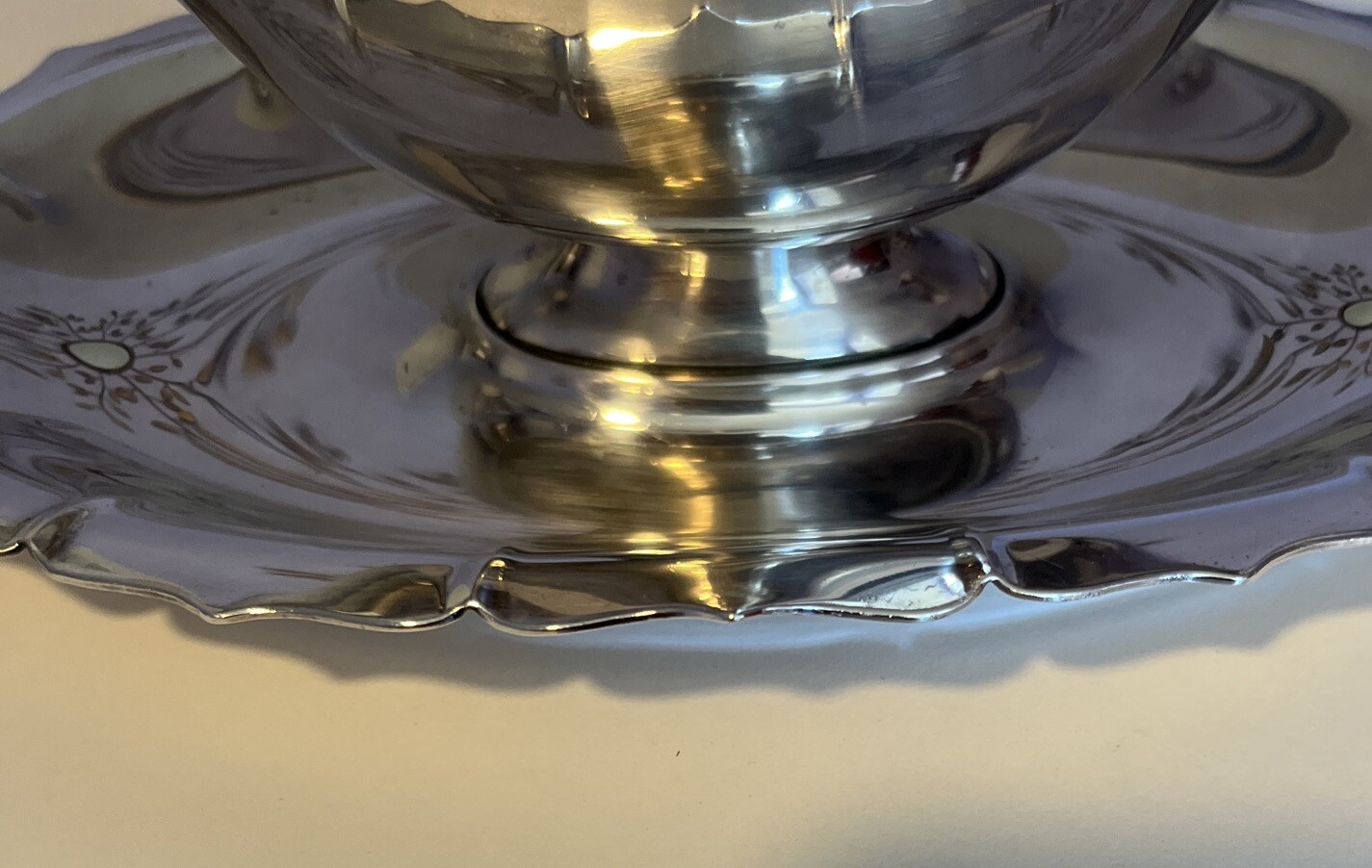 Early American International Silver Company Silver Plated 2116 Gravy Boat