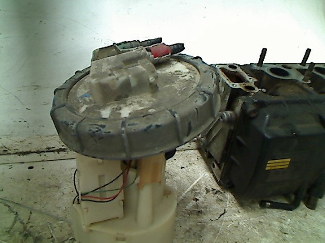 Photo 1/2